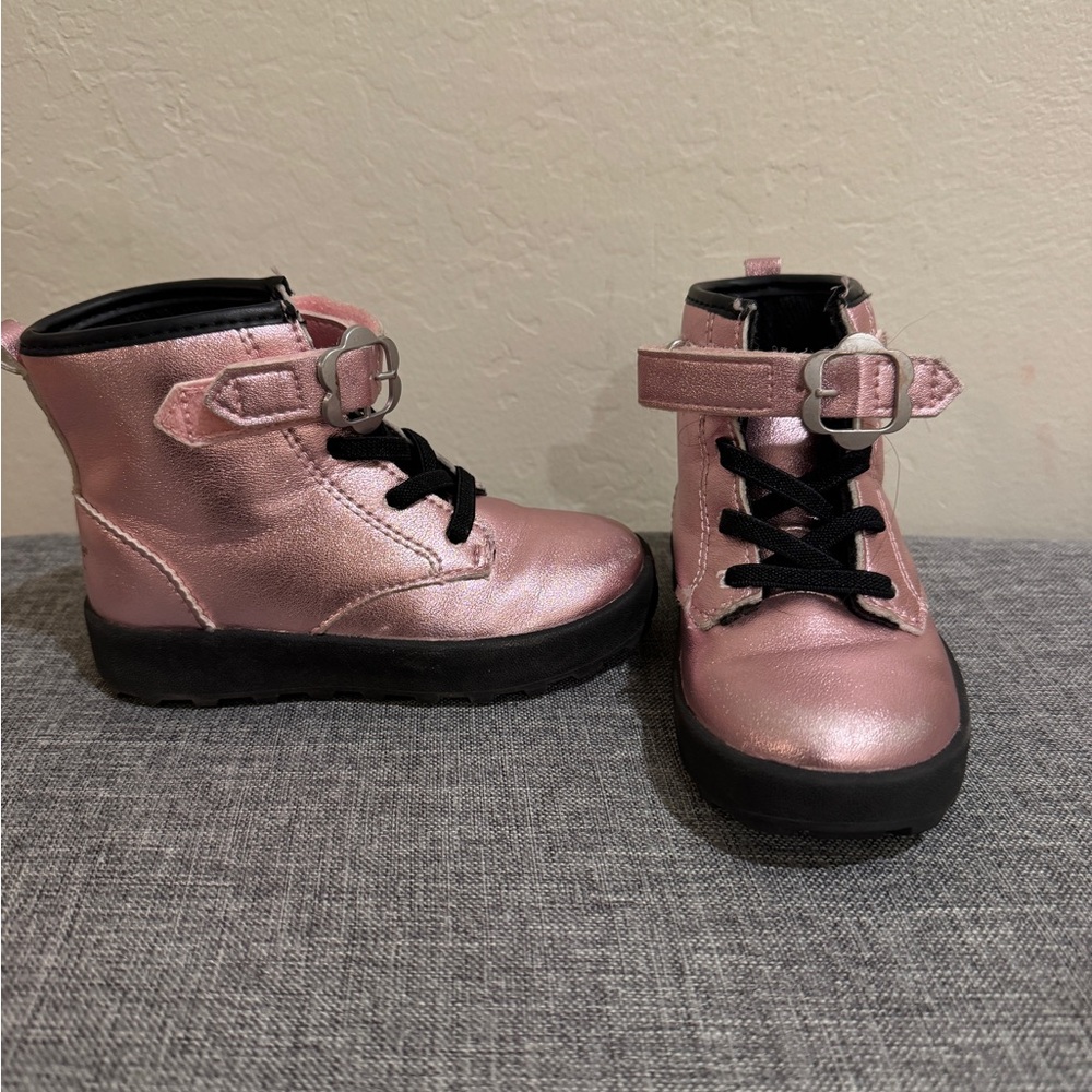 Like New Stride Rite Toddler Pink Combat Boot